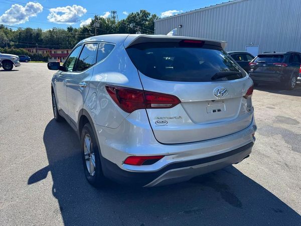 2017 HYUNDAI SANTA FE Base