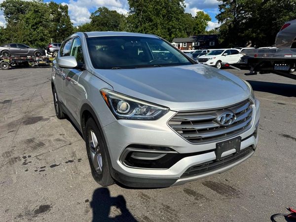 2017 HYUNDAI SANTA FE Base