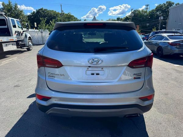 2017 HYUNDAI SANTA FE Base