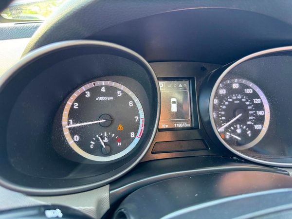 2017 HYUNDAI SANTA FE Base