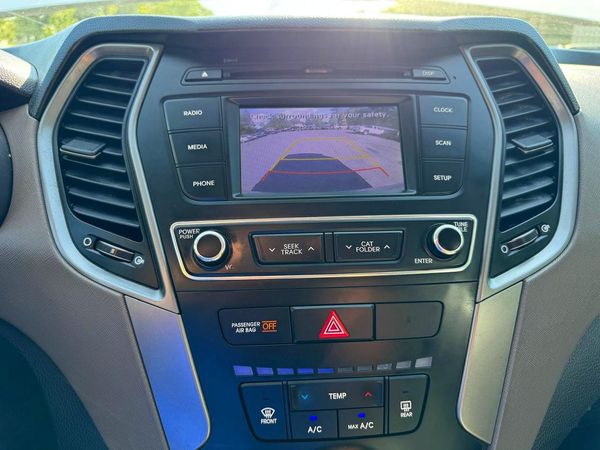 2017 HYUNDAI SANTA FE Base