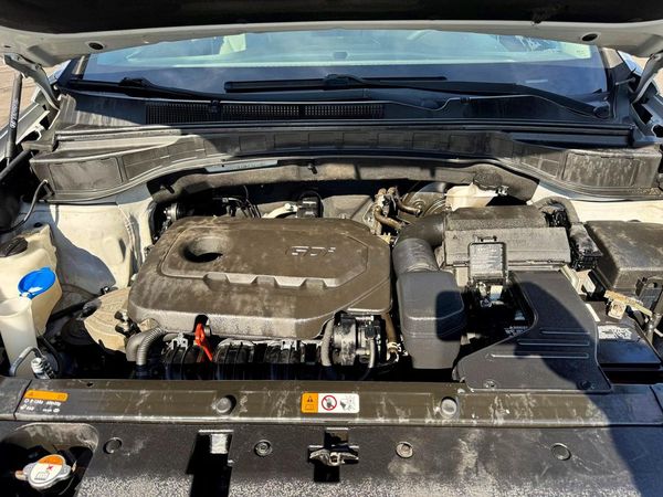 2017 HYUNDAI SANTA FE Base