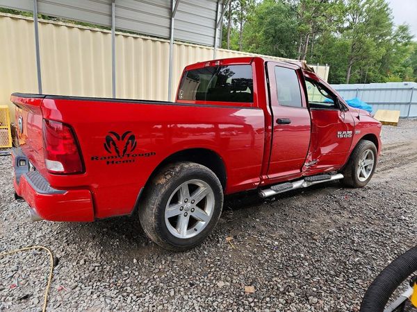 2015 RAM 1500 ST