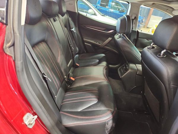 2016 MASERATI GHIBLI