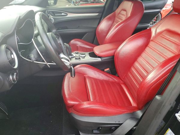 2022 ALFA ROMEO STELVIO