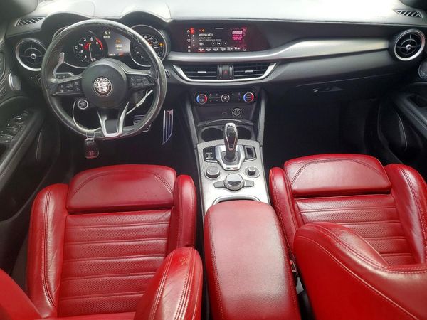 2022 ALFA ROMEO STELVIO