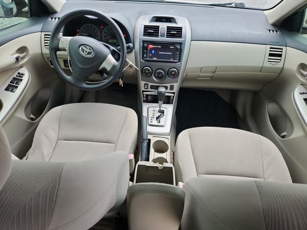 2013 TOYOTA COROLLA