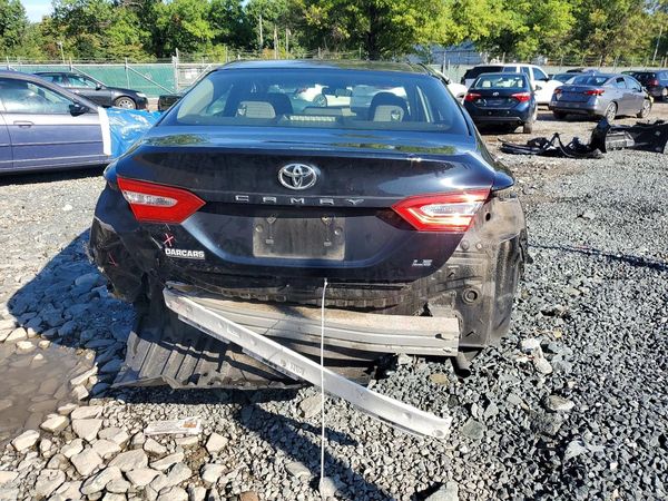 2018 TOYOTA CAMRY