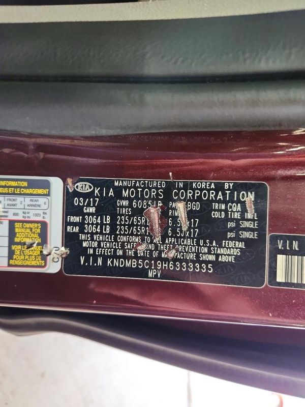 2017 KIA SEDONA LX