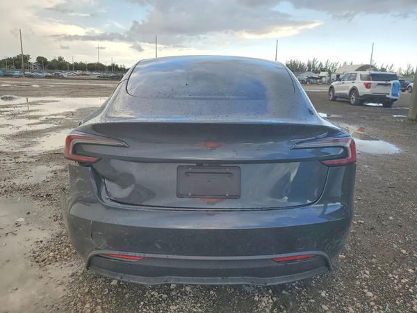 2025 TESLA MODEL 3