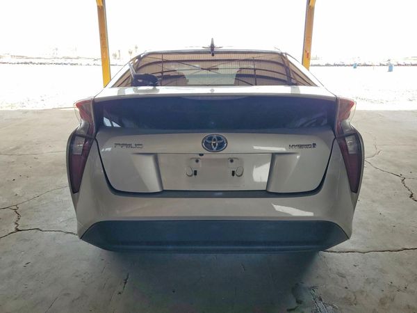 2016 TOYOTA PRIUS One/Two