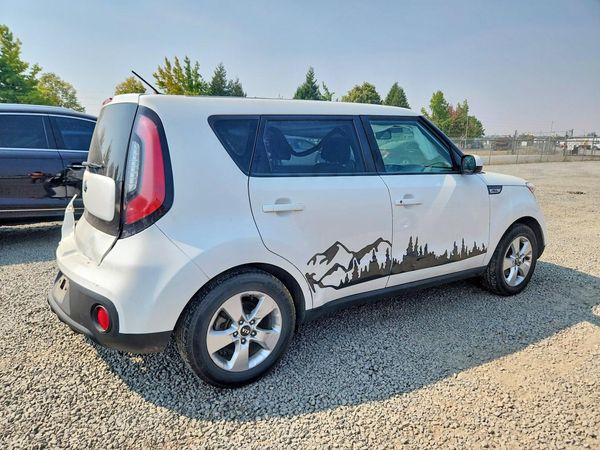 2018 KIA SOUL Base