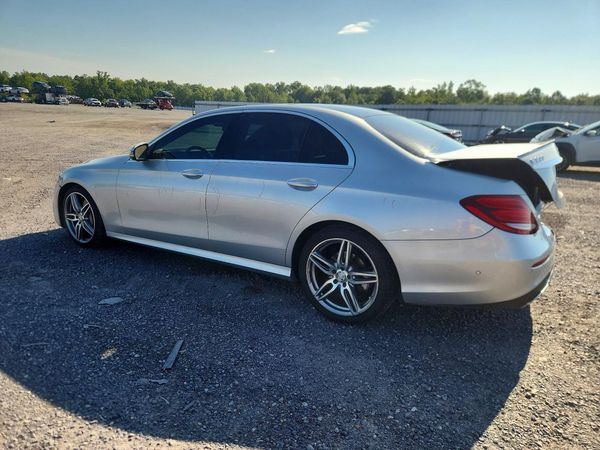 2017 MERCEDES-BENZ E E300