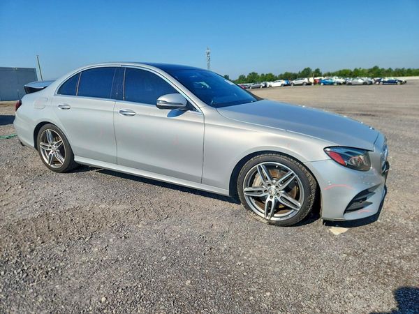 2017 MERCEDES-BENZ E E300