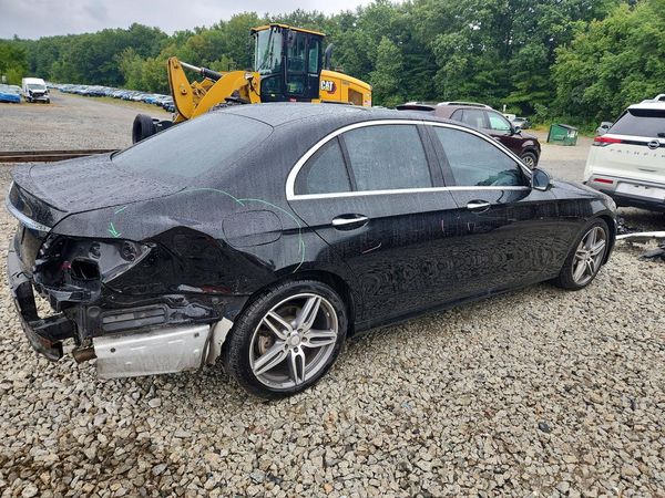 2017 MERCEDES-BENZ E