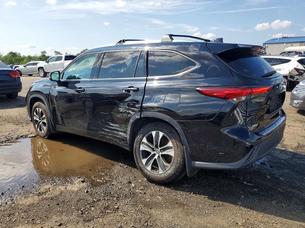 2020 TOYOTA HIGHLANDER