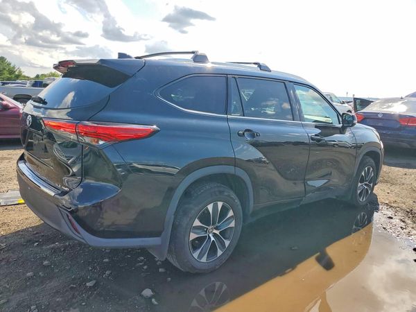 2020 TOYOTA HIGHLANDER