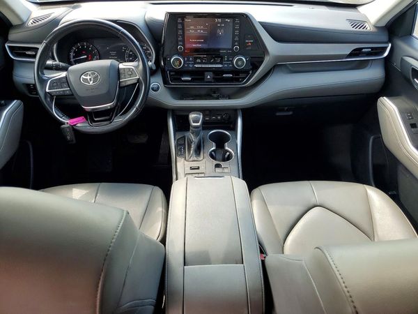 2020 TOYOTA HIGHLANDER