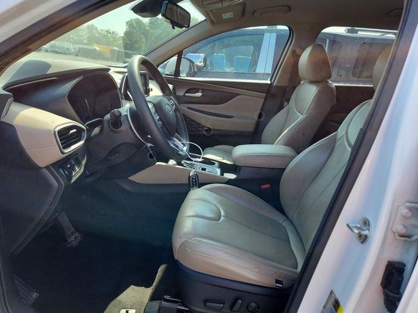 2019 HYUNDAI SANTA FE SEL, SEL Plus — DENT