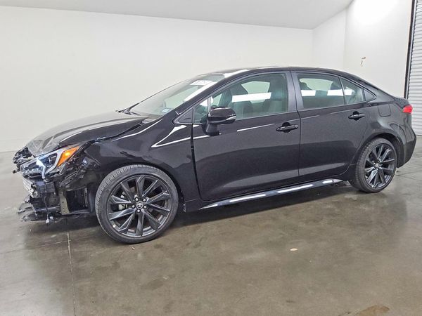2025 TOYOTA COROLLA SE