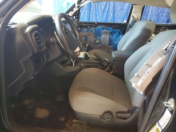 2017 TOYOTA TACOMA