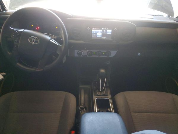 2017 TOYOTA TACOMA