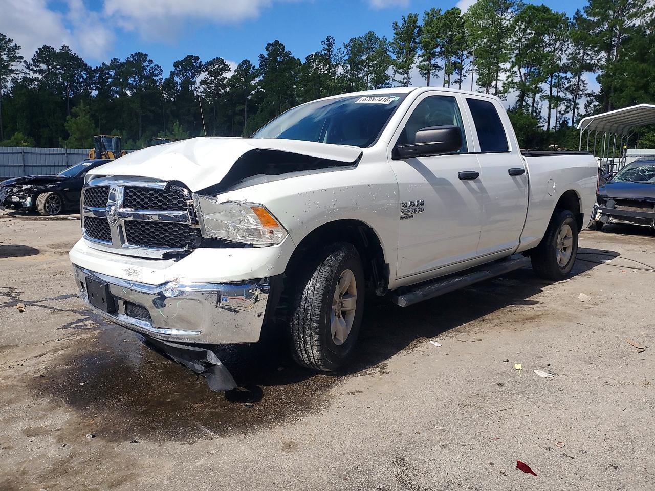 2024 RAM 1500 CLASSIC SLT / Warlock