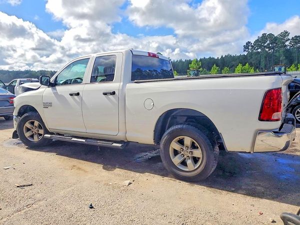 2024 RAM 1500 CLASSIC SLT / Warlock