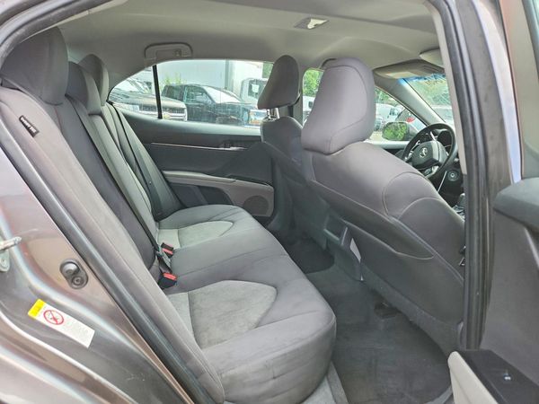 2018 TOYOTA CAMRY