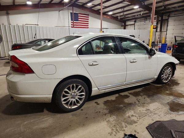 2012 VOLVO S80