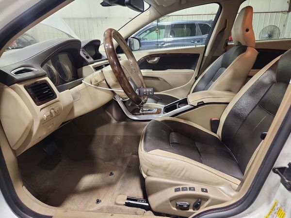 2012 VOLVO S80
