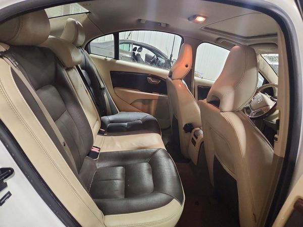 2012 VOLVO S80
