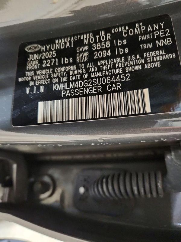 2025 HYUNDAI ELANTRA SEL Sport