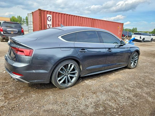 2018 AUDI S5