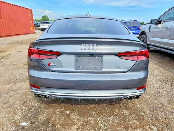 2018 AUDI S5