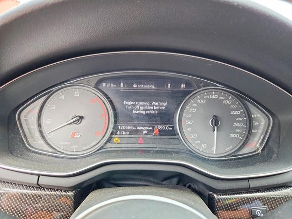 2018 AUDI S5
