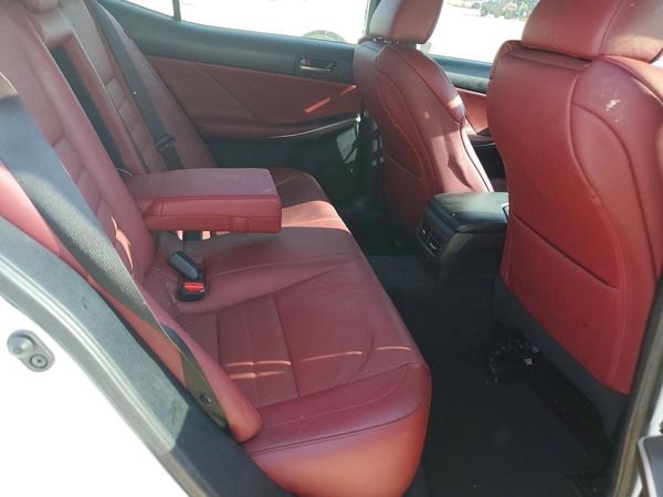 2019 LEXUS IS 300