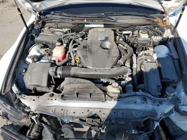 2019 LEXUS IS 300