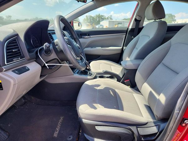 2017 HYUNDAI ELANTRA
