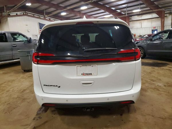 2021 CHRYSLER PACIFICA