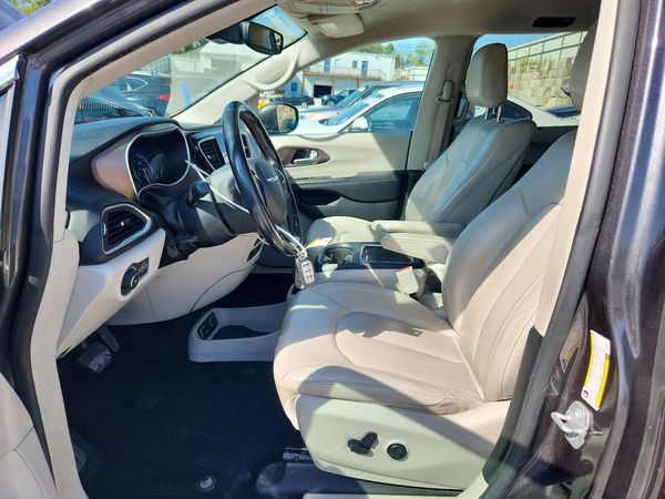 2018 CHRYSLER PACIFICA Touring L Plus
