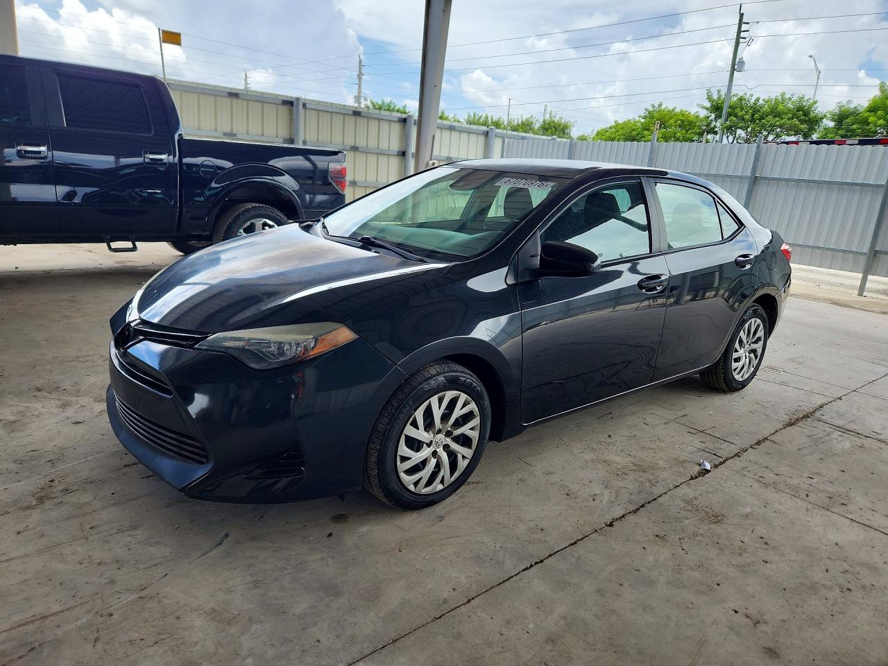 2018 TOYOTA COROLLA