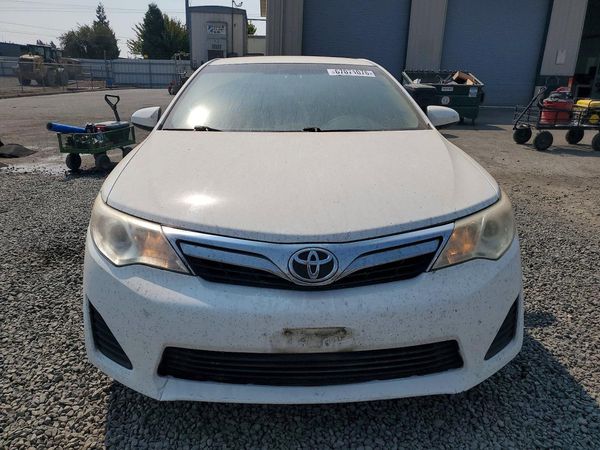 2013 TOYOTA CAMRY