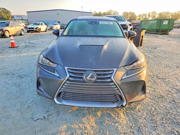 2017 LEXUS IS 300