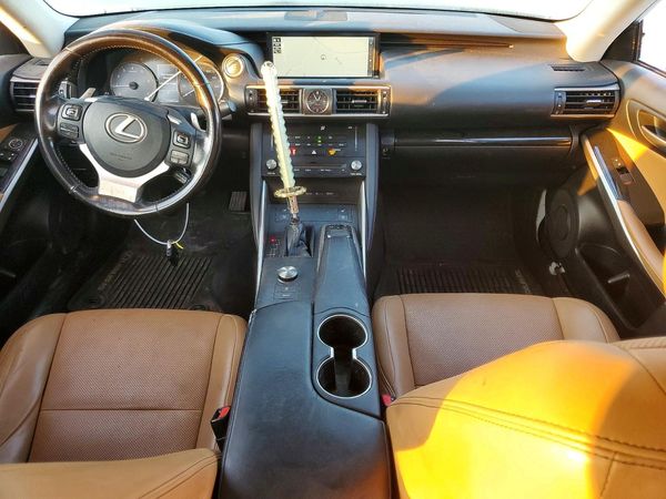 2017 LEXUS IS 300