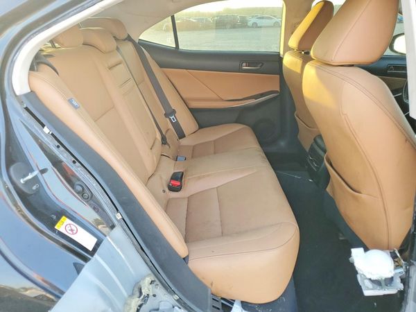 2017 LEXUS IS 300