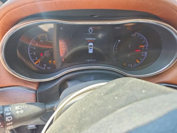 2015 JEEP GRAND CHEROKEE Summit — ODOM