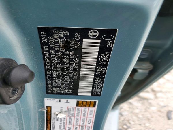 2019 TOYOTA PRIUS LE/XLE — VINS