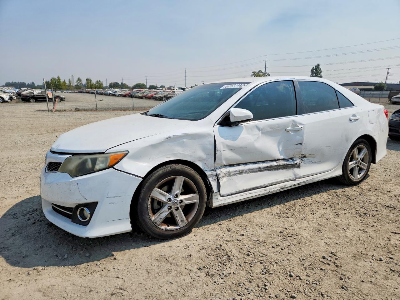 2014 TOYOTA CAMRY