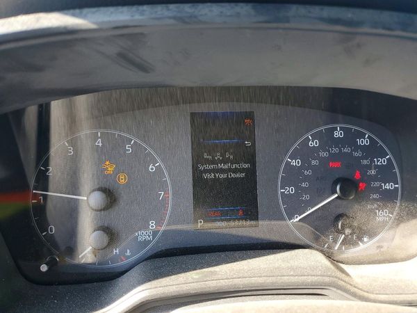 2023 TOYOTA COROLLA CROSS LE